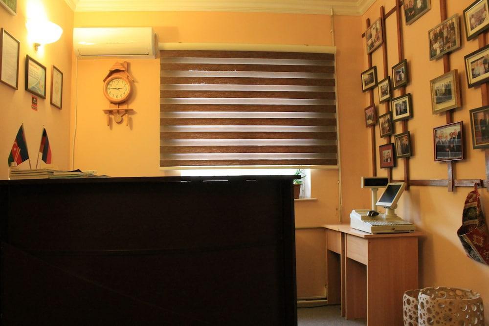Altstadt Hotel & Cafe Baku Extérieur photo
