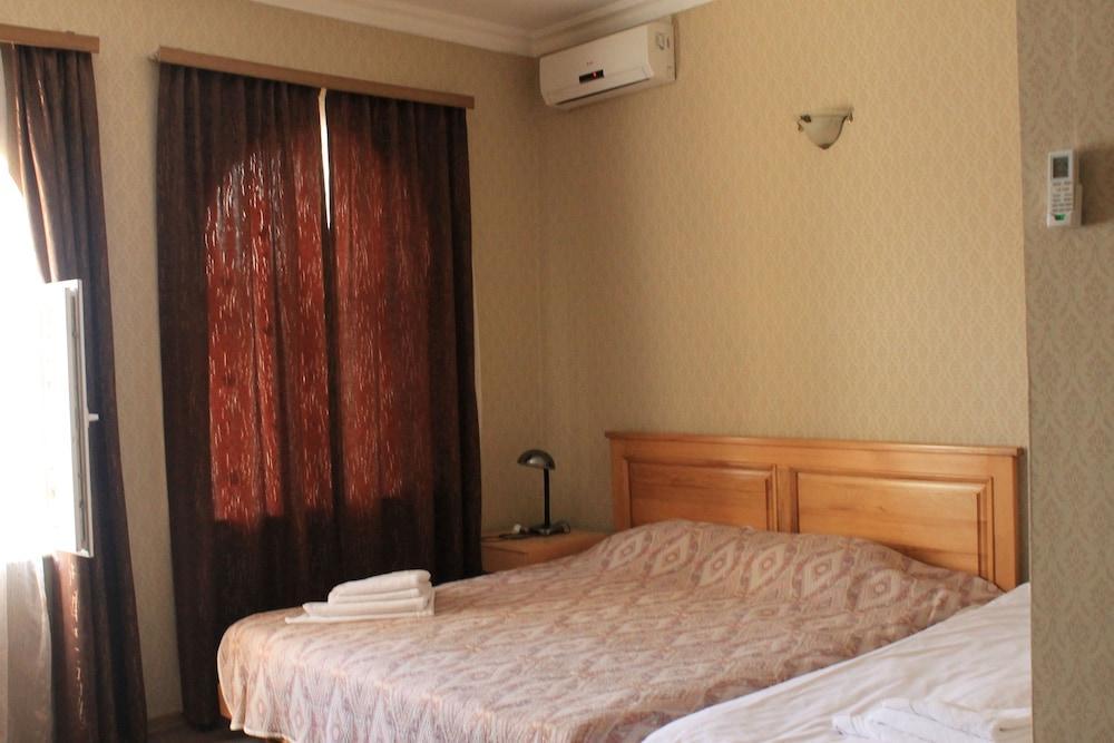 Altstadt Hotel & Cafe Baku Extérieur photo