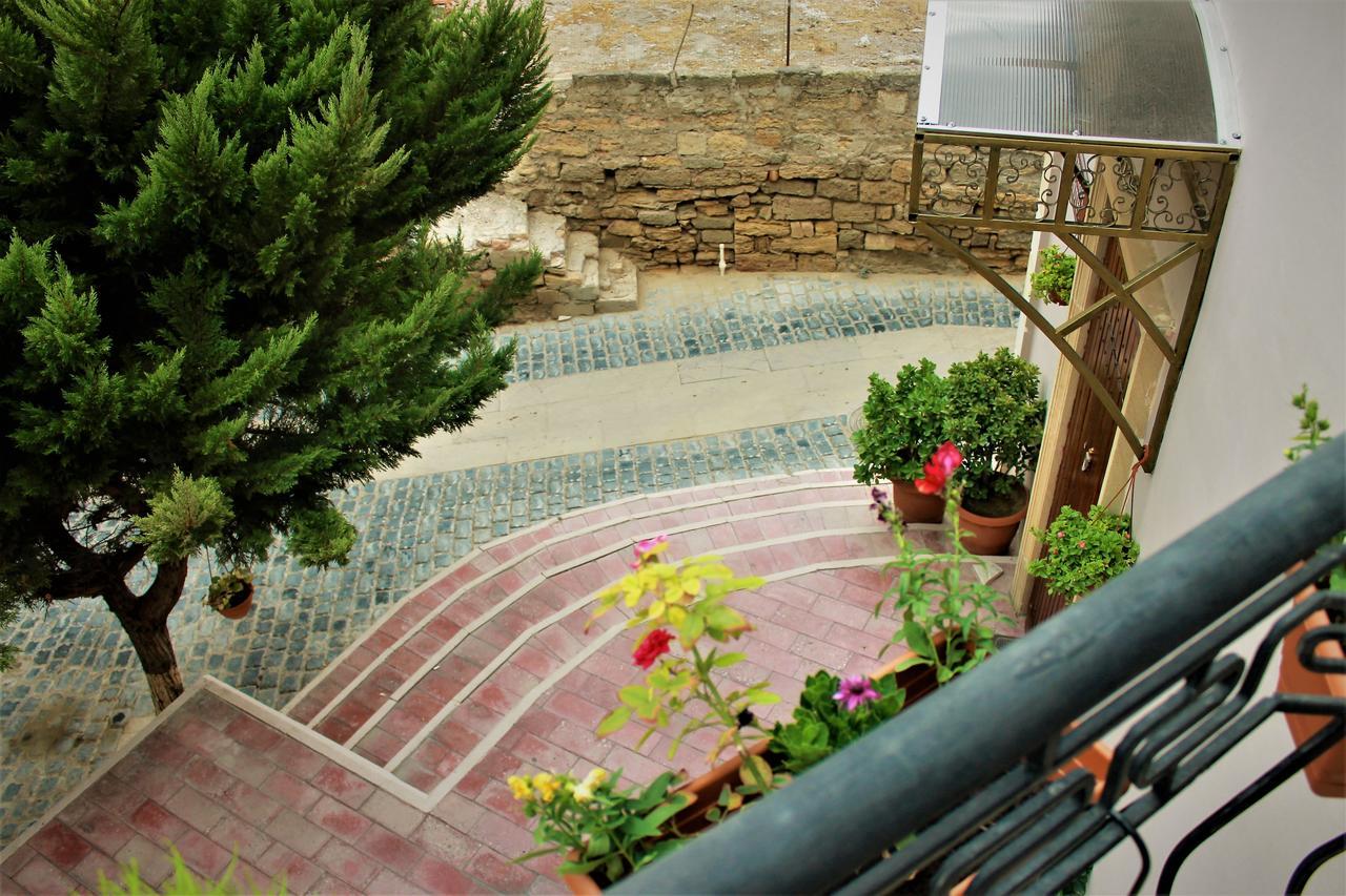 Altstadt Hotel & Cafe Baku Extérieur photo